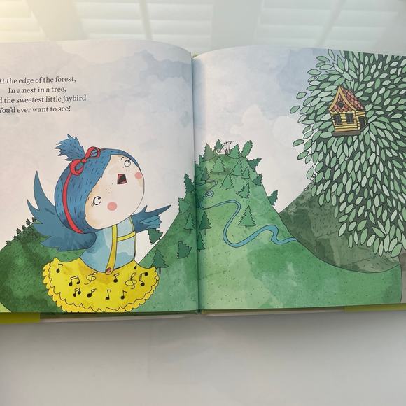 Jayde the Jaybird a hardback book - Picture 4 of 12